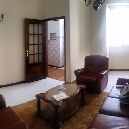 Carvalhosa's House Βιάνα ντο Καστέλο